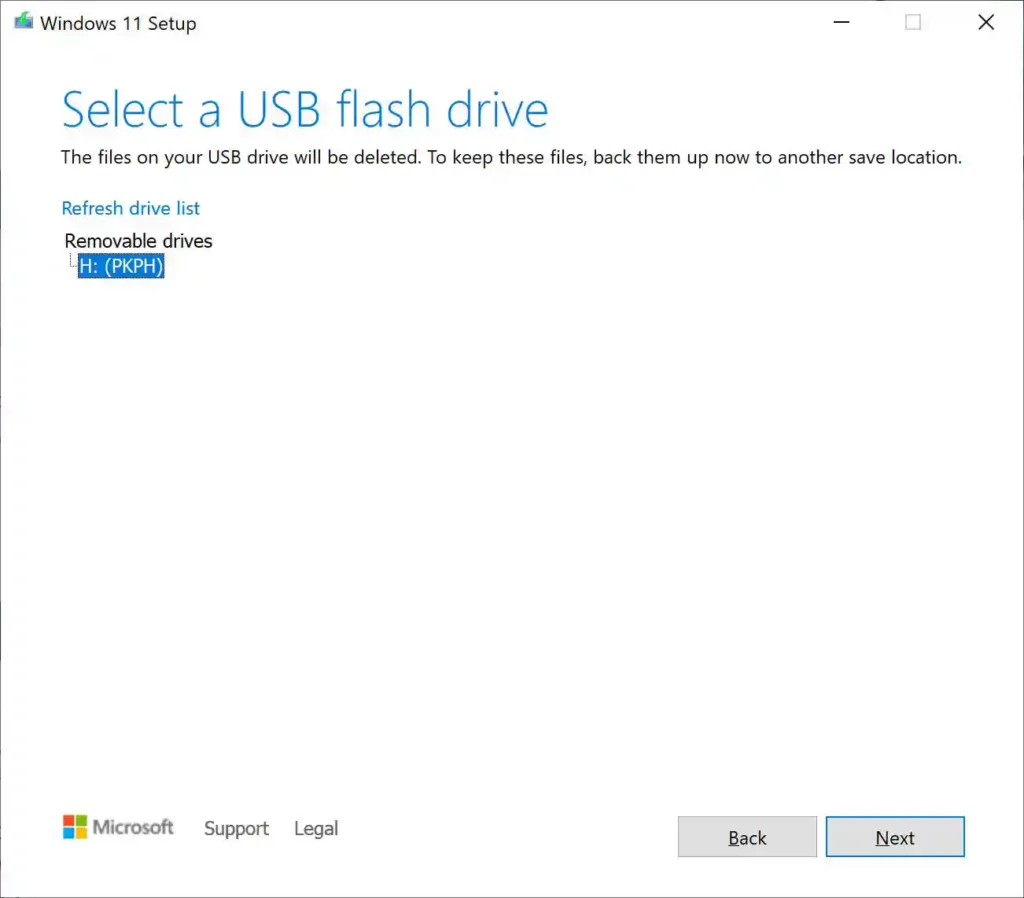 Windows 11 installation guide creating USB installer